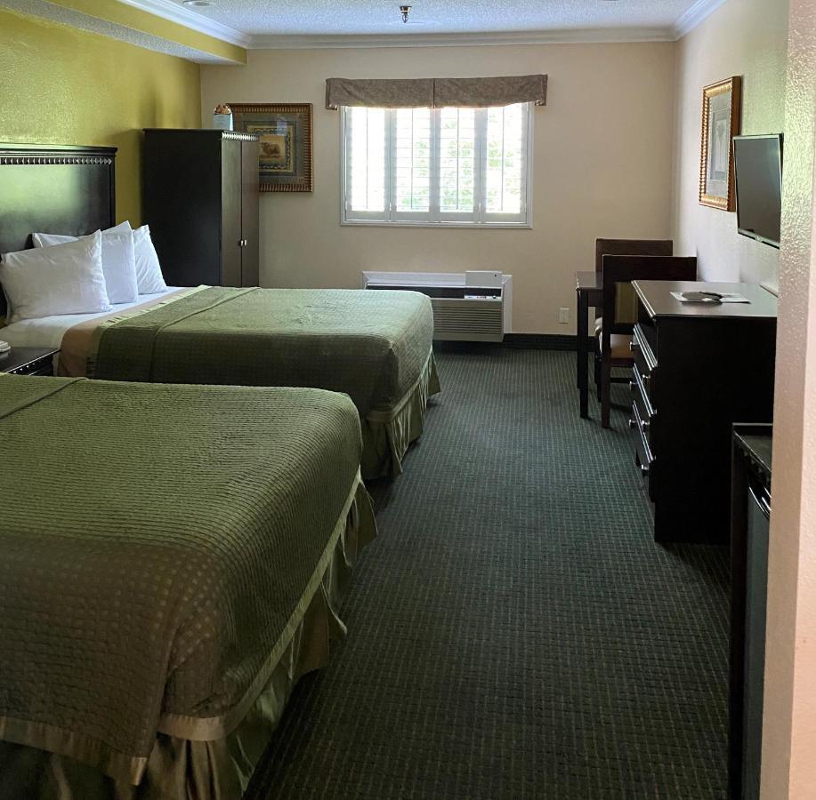 Travelodge By Wyndham Chatsworth Los Angeles Exteriör bild