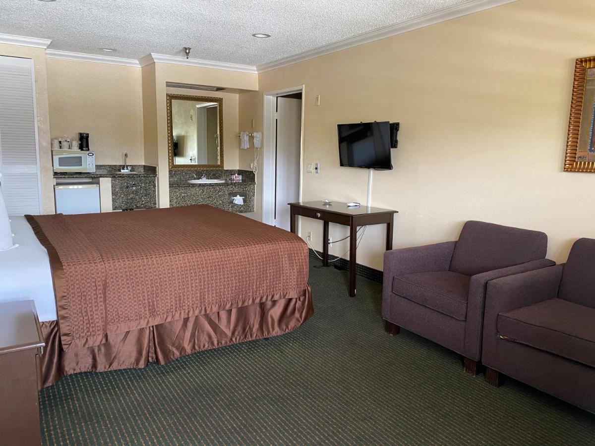 Travelodge By Wyndham Chatsworth Los Angeles Exteriör bild