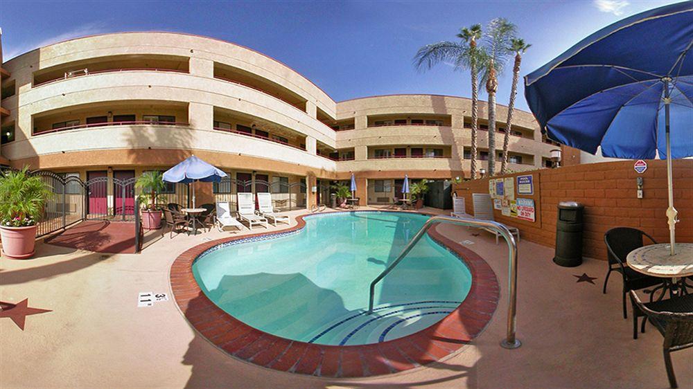 Travelodge By Wyndham Chatsworth Los Angeles Exteriör bild