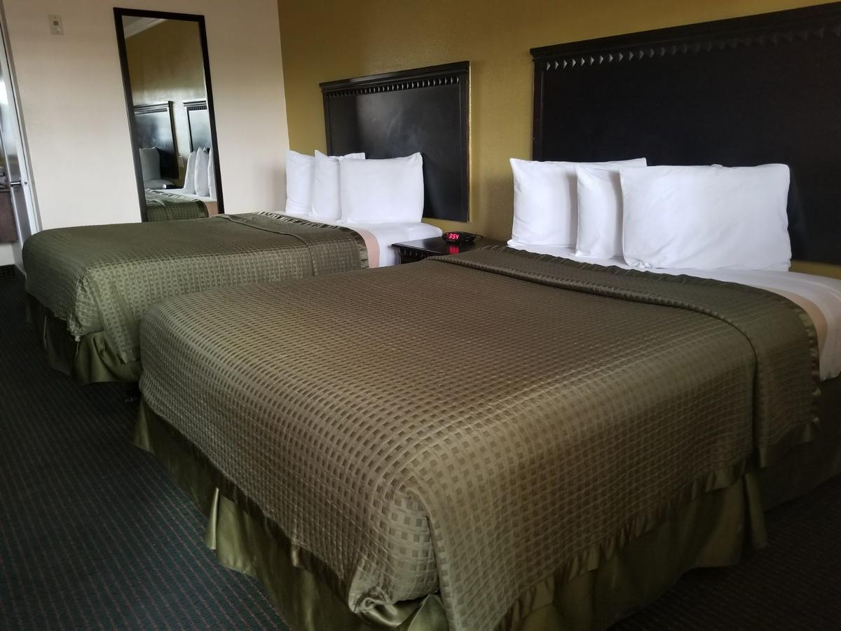 Travelodge By Wyndham Chatsworth Los Angeles Exteriör bild