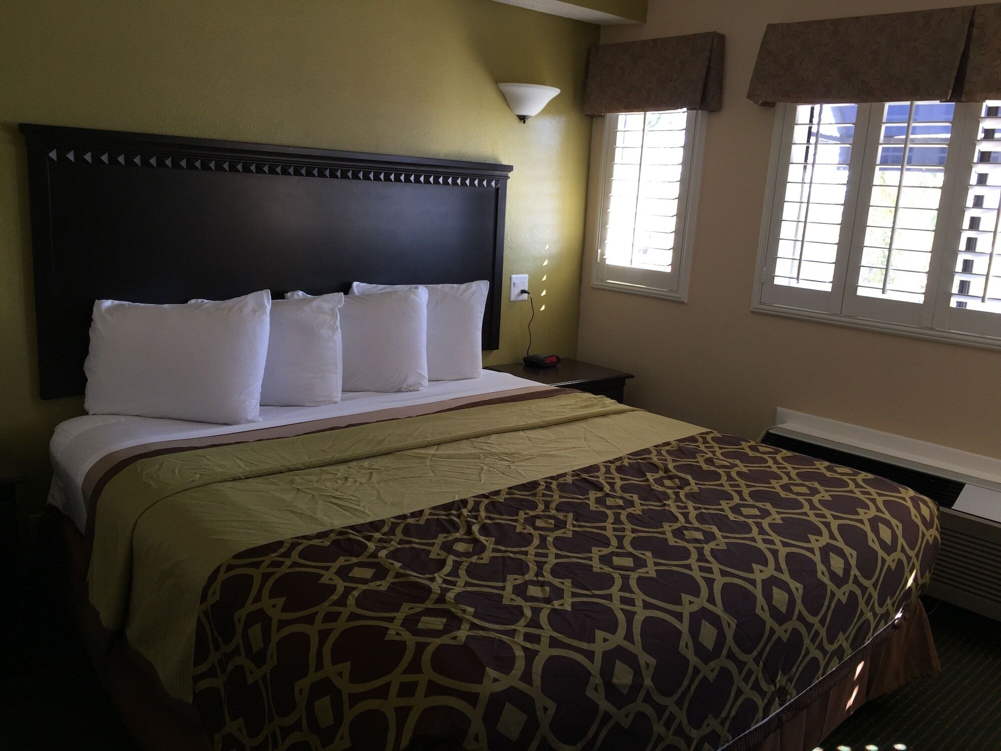 Travelodge By Wyndham Chatsworth Los Angeles Exteriör bild